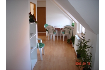 Slowakije Privát Levice, Exterieur